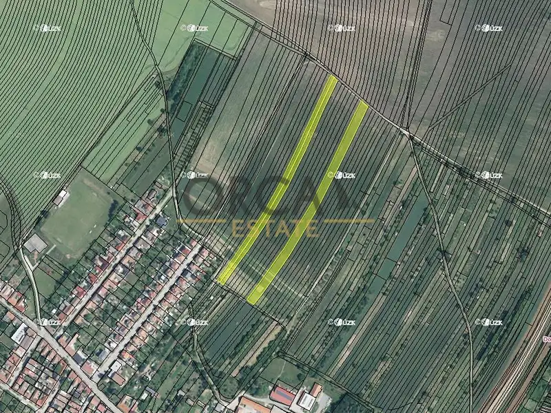 Prodej pole 11670 m², Domanín – náhled fotky 1