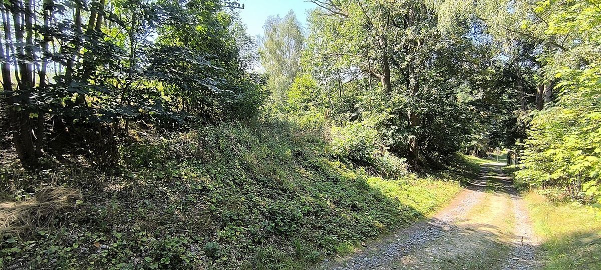 Prodej stavebního pozemku 720 m² – fotografie 2
