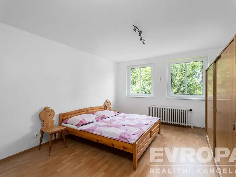 Prodej rodinného domu 270 m², pozemek 555 m², Trutnov – náhled fotky 3