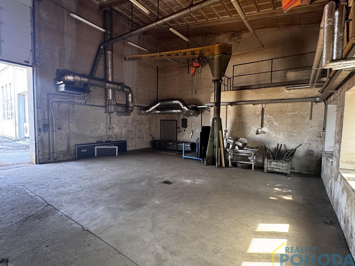 Pronájem výrobní haly, prostoru 195 m² – fotografie 3