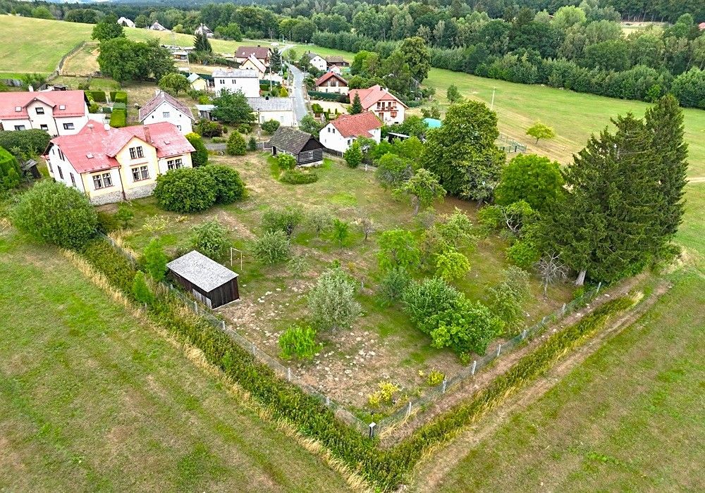 Prodej rodinného domu 340 m², pozemek 3933 m² – fotografie 3