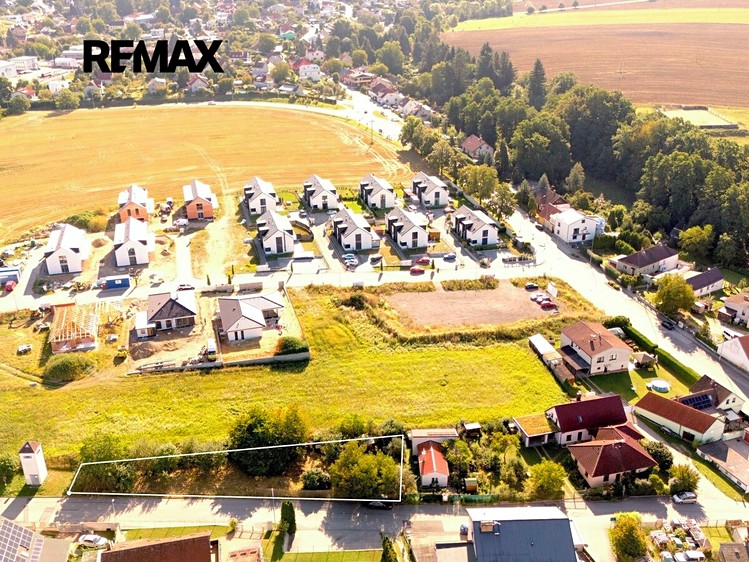 Grundstück zum Kauf, 724 m² (1 von 4)