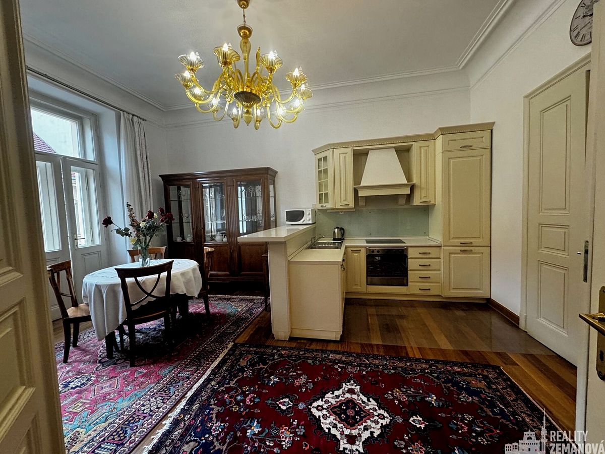 Pronájem bytu 3+kk 78 m², Praha – fotka 1 z 3