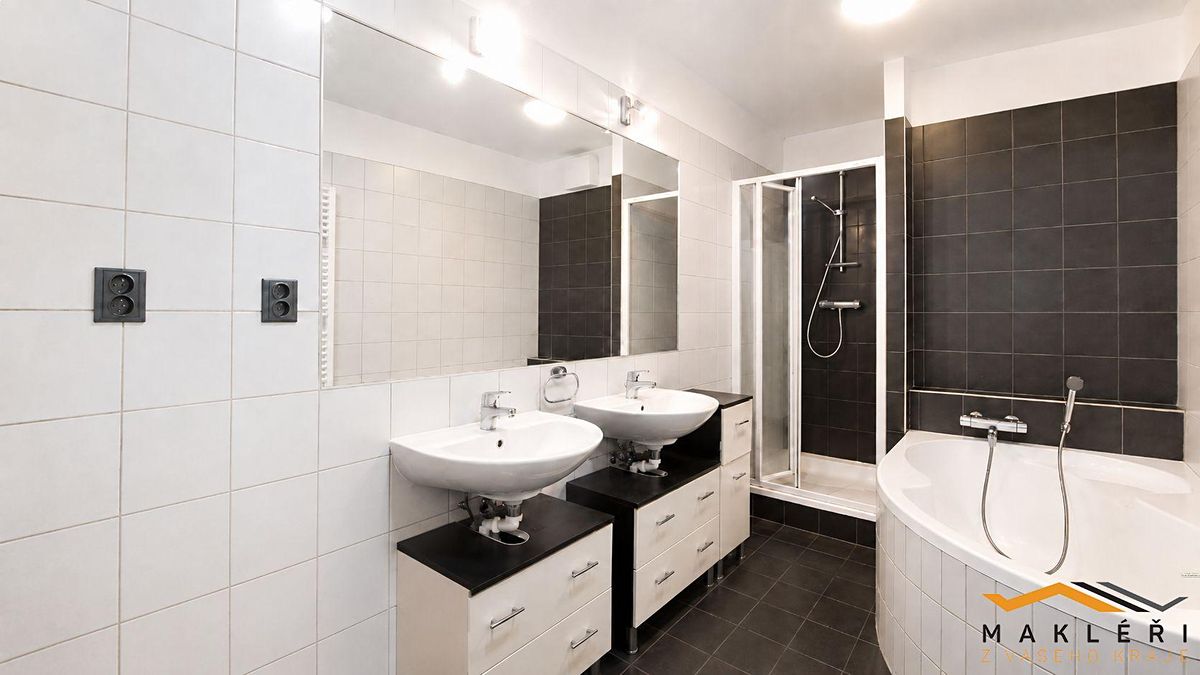 Pronájem bytu 3+kk 120 m² – fotografie 4
