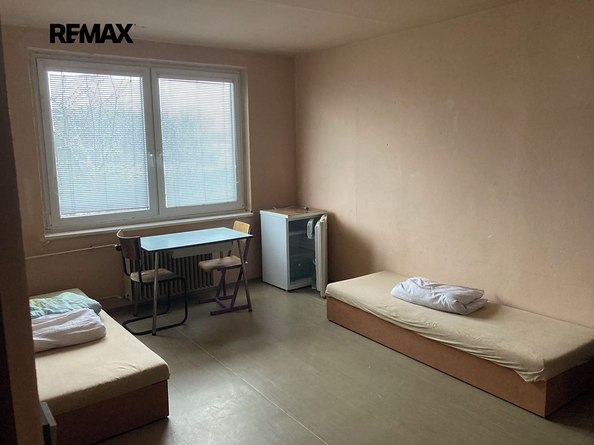Pronájem bytu pokoje 12 m² – fotografie 2
