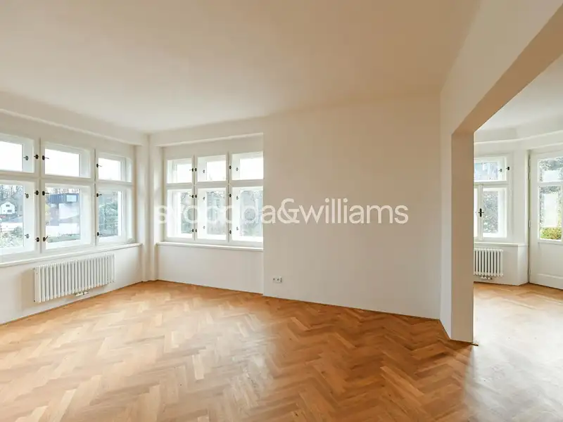 Pronájem rodinného domu 356 m², pozemek 1389 m², Černošice – náhled fotky 2