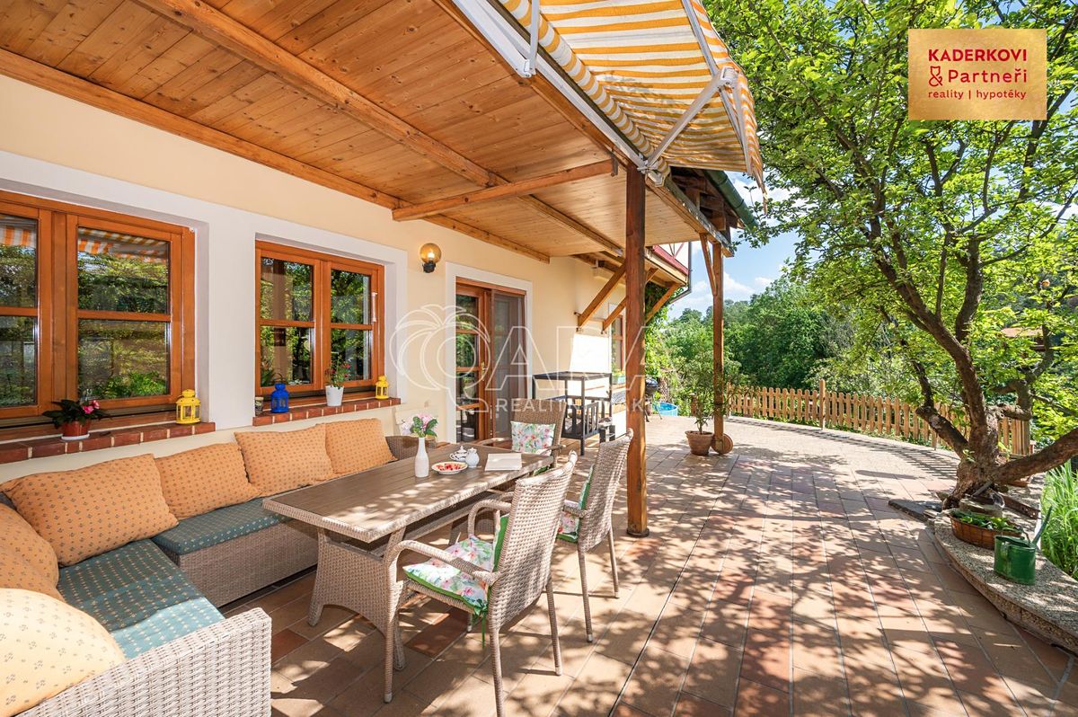 Prodej rodinného domu 178 m², pozemek 892 m²