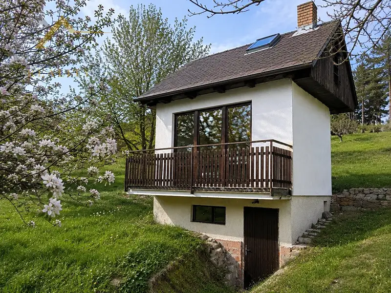 Prodej chaty 28 m², pozemek 515 m², Albrechtice nad Vltavou – náhled fotky 1