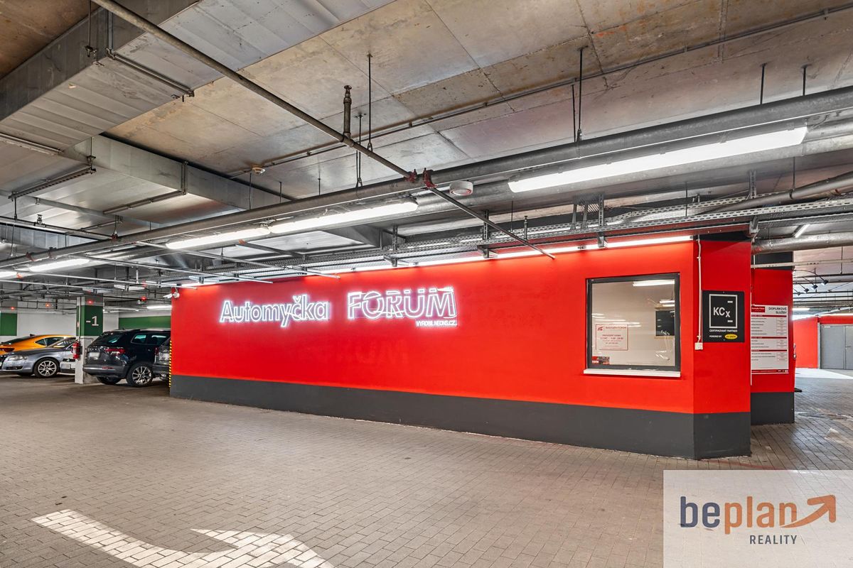 Prodej obchodního prostoru 108 m² – fotografie 2