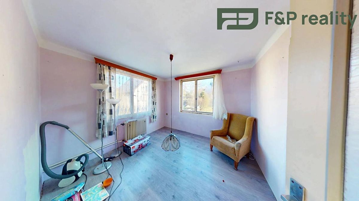 Prodej rodinného domu 205 m², pozemek 1112 m² – fotografie 5