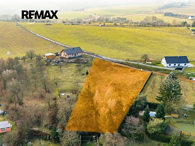 Prodej  stavebního pozemku 2 413 m²