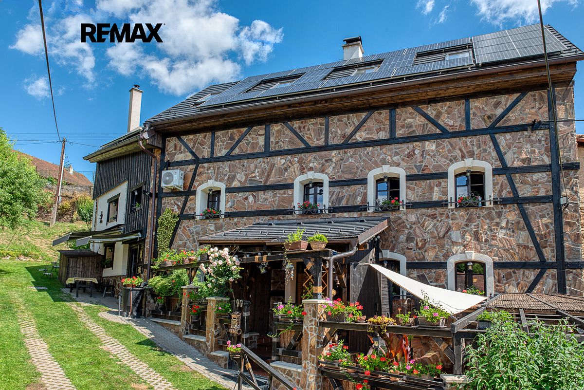 Prodej rodinného domu 200 m², pozemek 152 m²