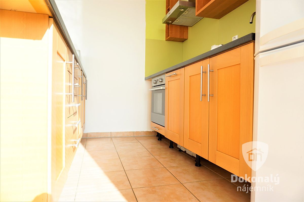 Pronájem bytu 2+kk 62 m² – fotografie 3