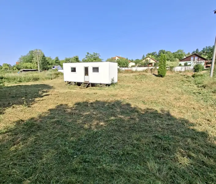 Prodej louky 641 m², Chocerady – náhled fotky 1