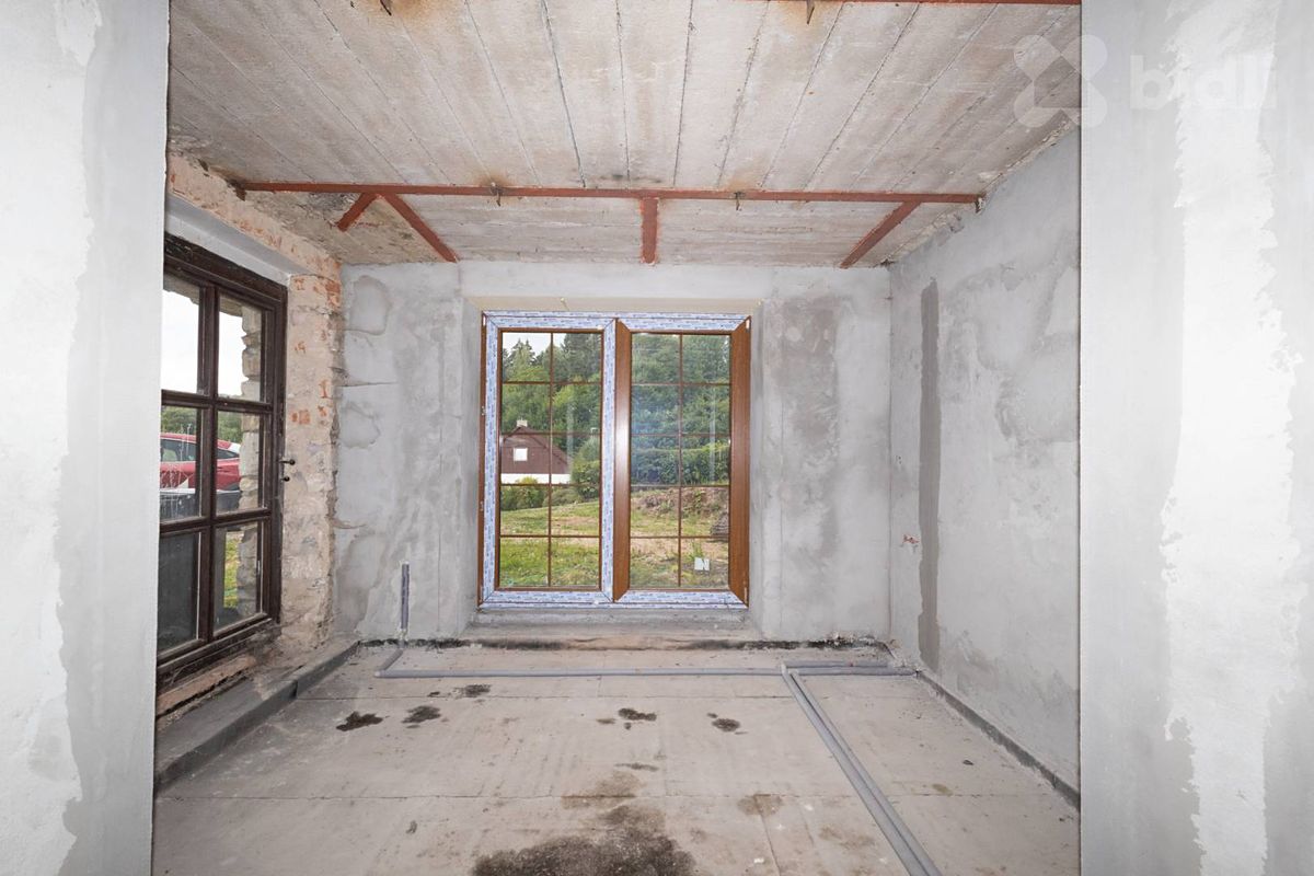 Prodej chalupy 186 m², pozemek 858 m² – fotografie 2