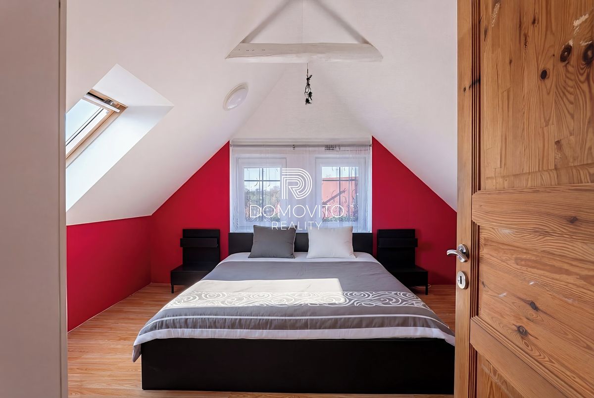 Prodej rodinného domu 100 m², pozemek 235 m² – fotografie 2
