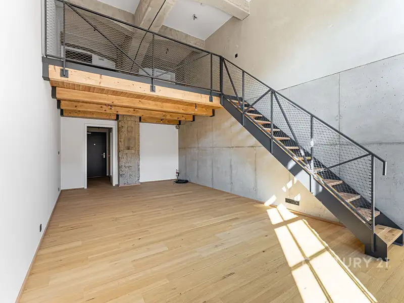 Prodej bytu 2+kk 72 m², Praha – náhled fotky 2