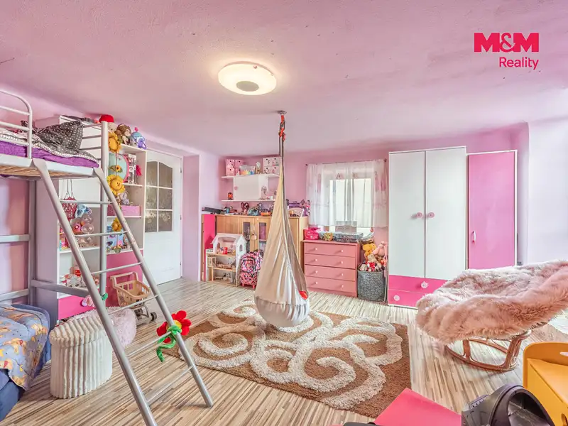 Prodej rodinného domu 208 m², pozemek 882 m², Páleč – náhled fotky 3