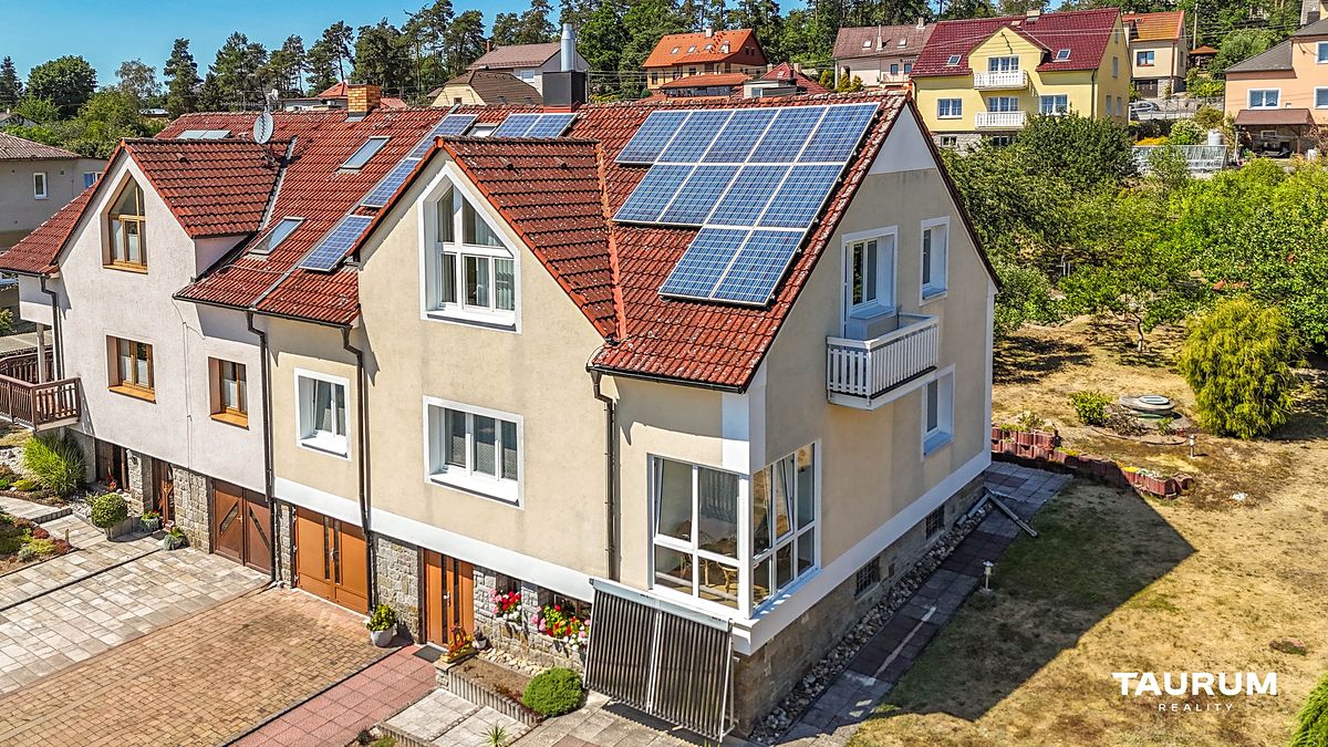 Prodej rodinného domu 311 m², pozemek 859 m²