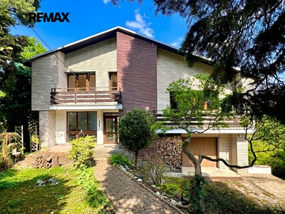 Prodej  rodinného domu 290 m², pozemek 456 m²