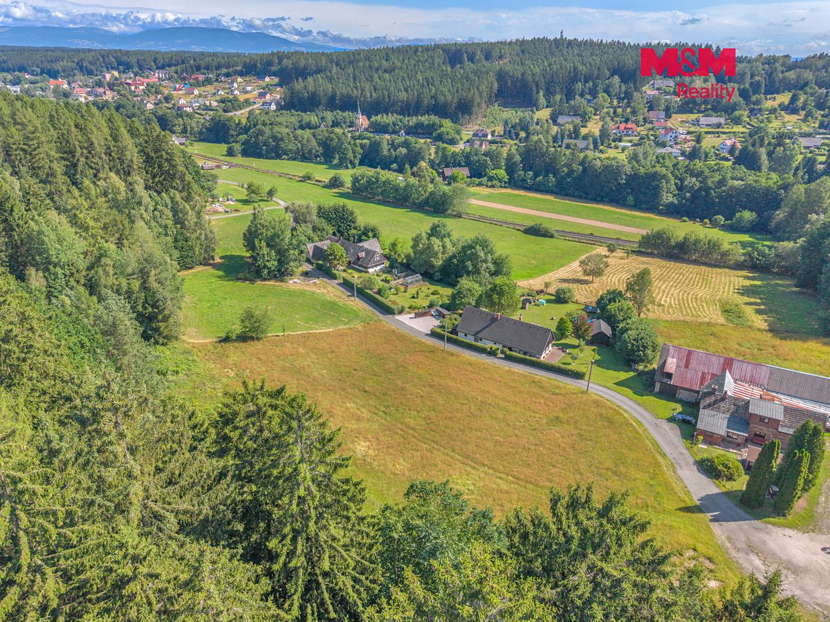 Prodej stavebního pozemku 1660 m² – fotografie 3