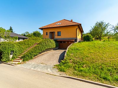 Prodej rodinného domu 285 m², pozemek 1313 m²