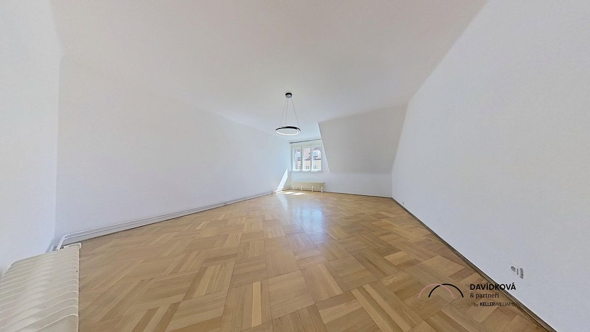 Pronájem bytu 2+1 68 m² – fotografie 4