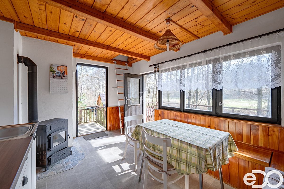 Prodej chaty 45 m², pozemek 659 m² – fotografie 2