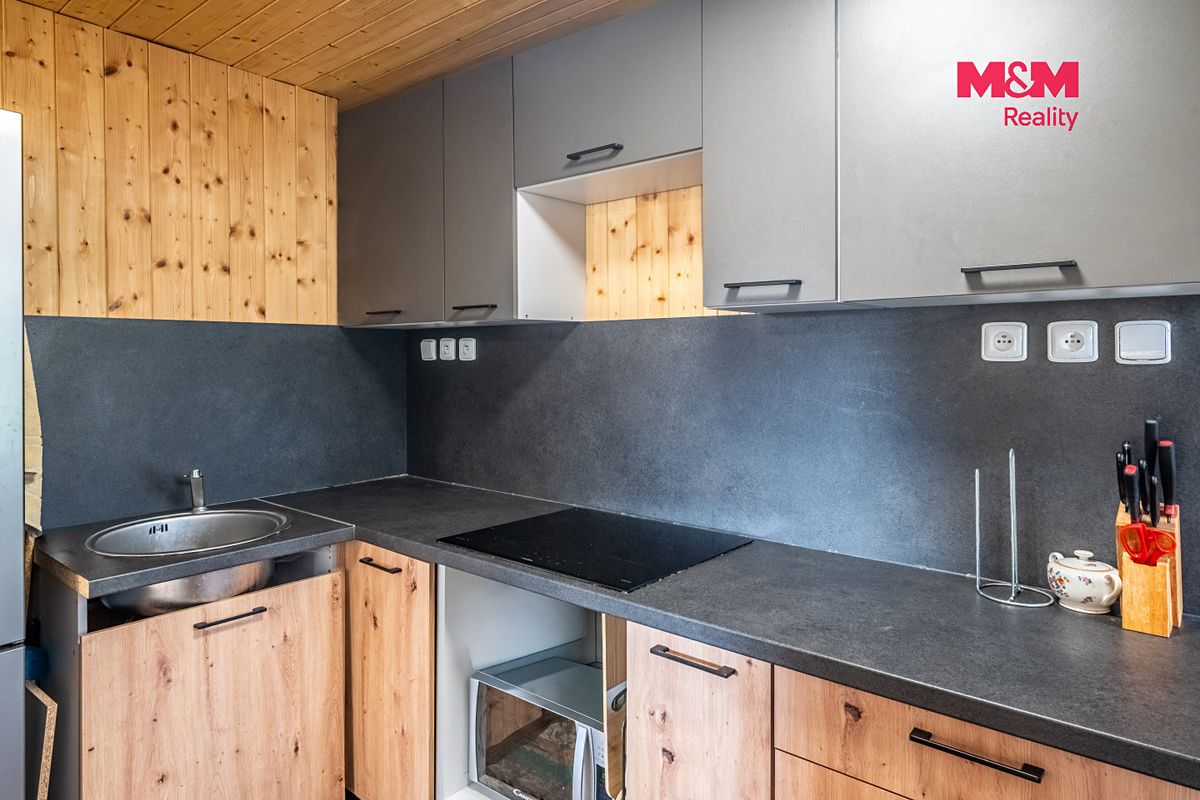 Prodej stavebního pozemku 4705 m² – fotografie 3
