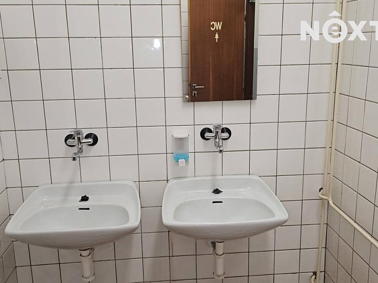 Pronájem komerčního prostoru, 68 m² (16 z 19)