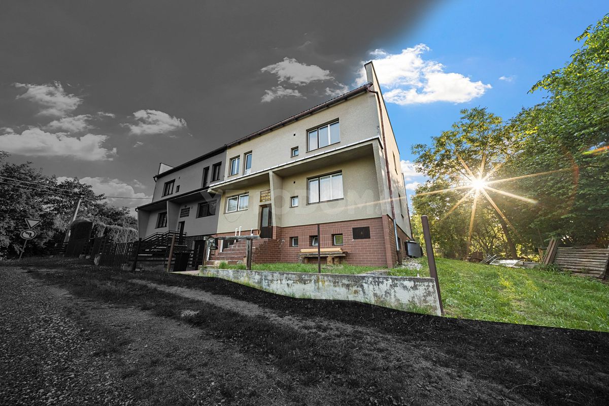 Prodej rodinného domu 177 m², pozemek 776 m²