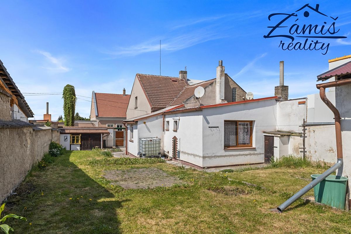 Prodej rodinného domu 87 m², pozemek 349 m² – fotografie 2