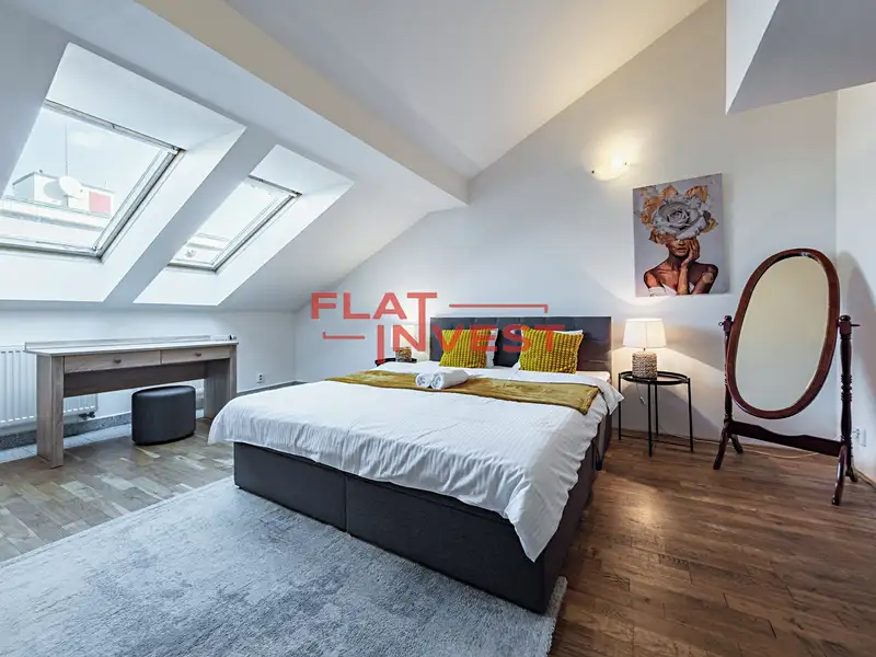 Prodej bytu 6 pokojů a více 294 m², Praha – náhled fotky 3