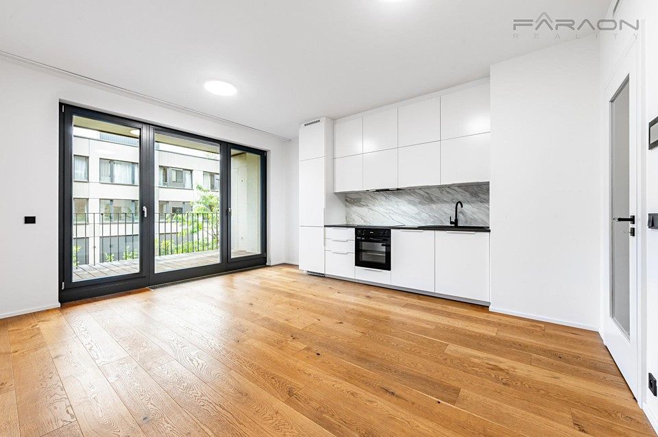 Pronájem bytu 2+kk 66 m²