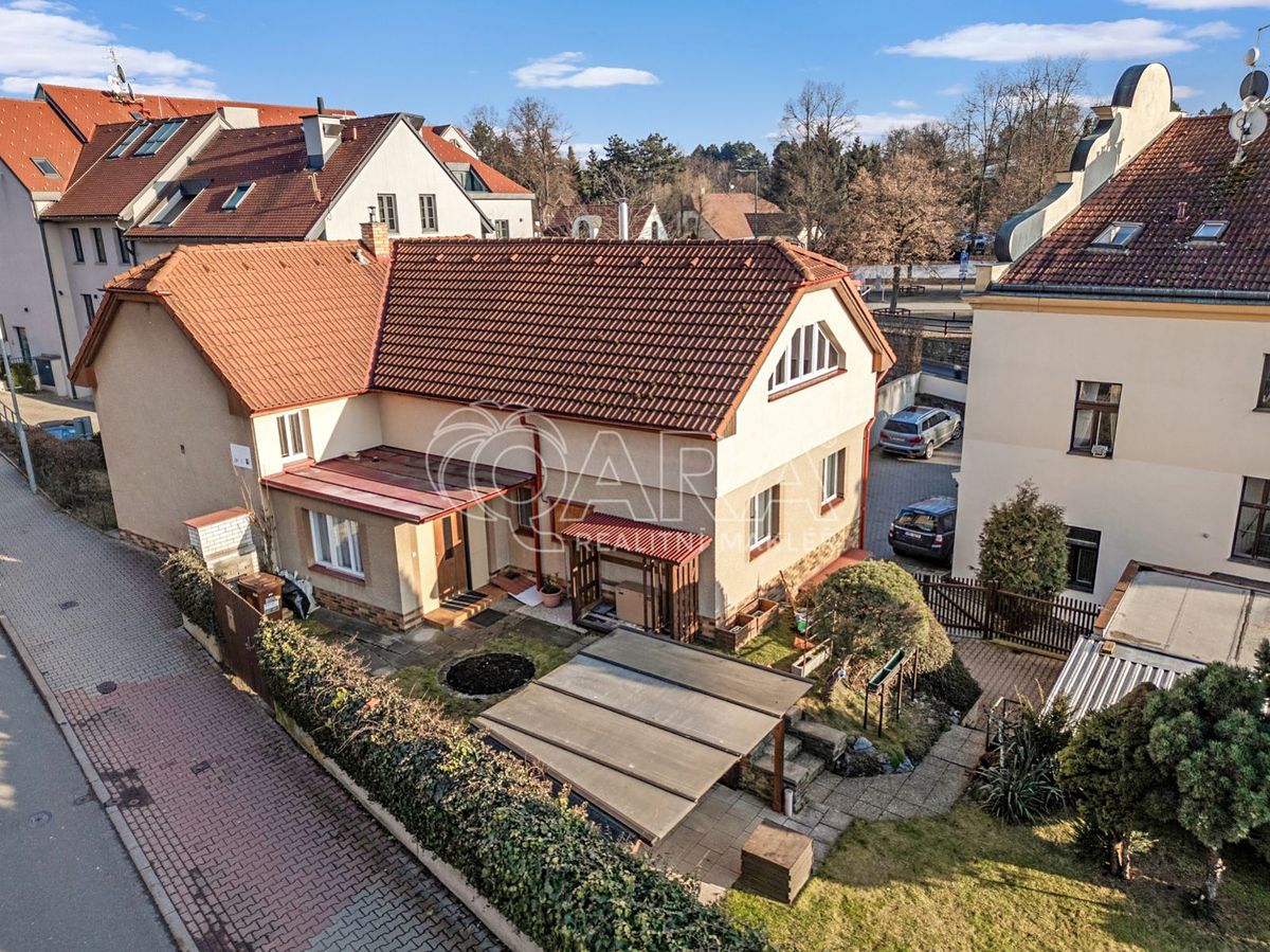 Prodej rodinného domu 200 m², pozemek 385 m² – fotografie 4