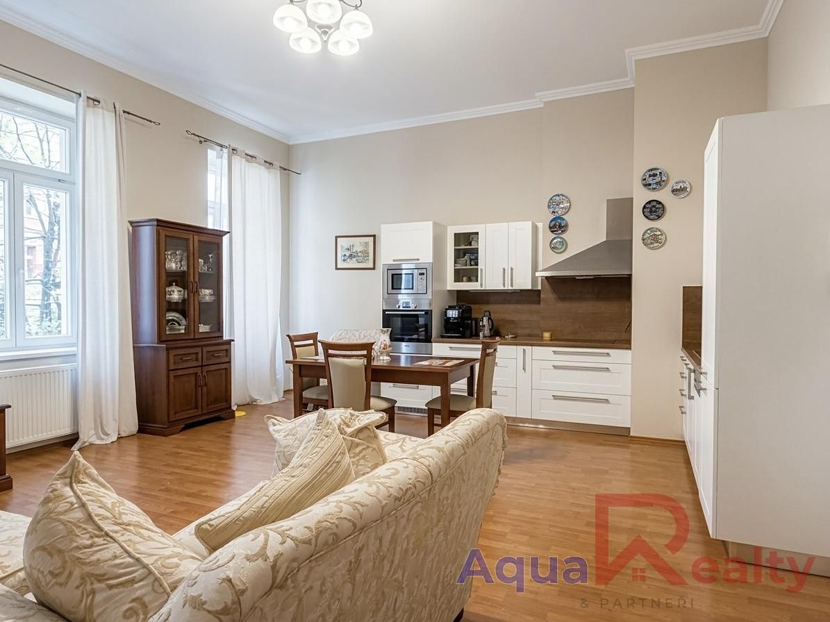 Pronájem bytu 3+kk 86 m²