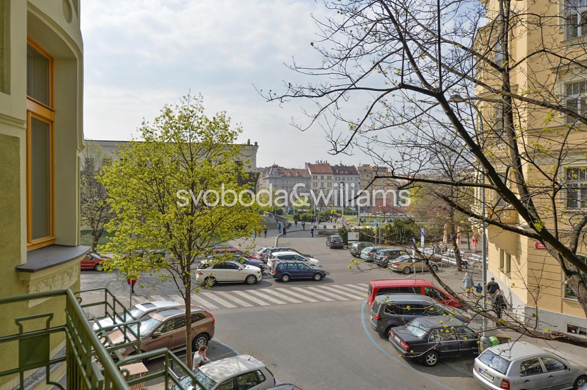 Pronájem bytu 4+kk 135 m² – fotografie 3