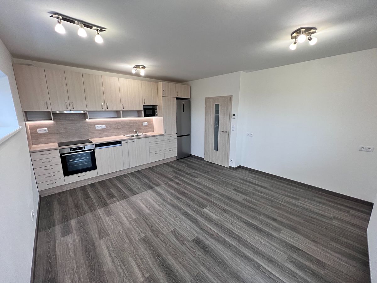 Pronájem bytu 2+kk 44 m²