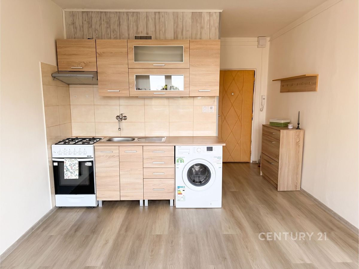 Pronájem bytu 2+kk 37 m²