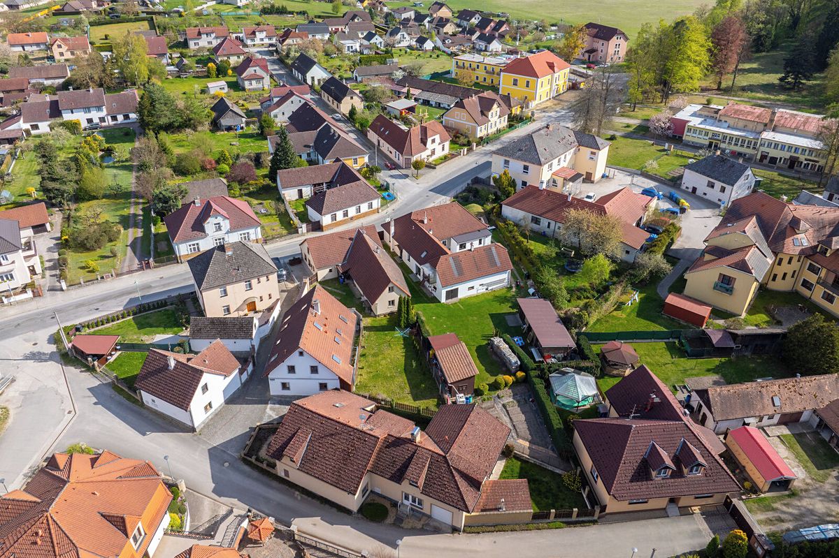 Prodej rodinného domu 137 m², pozemek 521 m² – fotografie 3