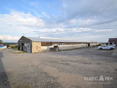 Pronájem skladového prostoru 561 m²