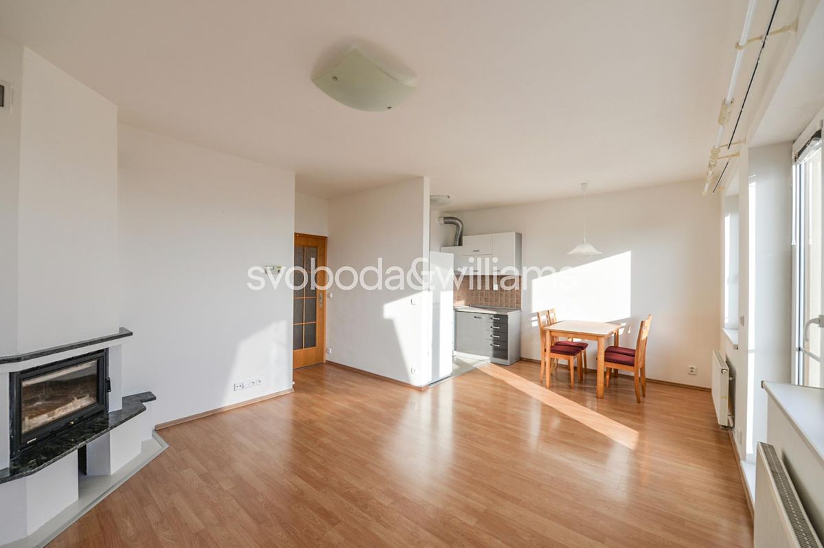 Pronájem bytu 3+kk 68 m²