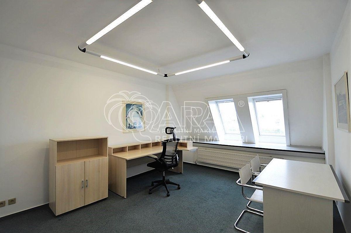 Pronájem kanceláře 17 m², Kosmonosy – fotka 1 z 3