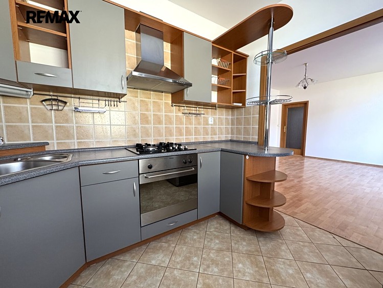 Комерційне приміщення на продаж, 700 м² (26 з 43)