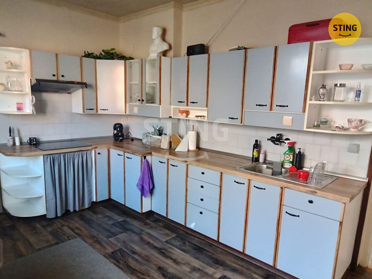Prodej rodinného domu 175 m², pozemek 252 m² – fotografie 3