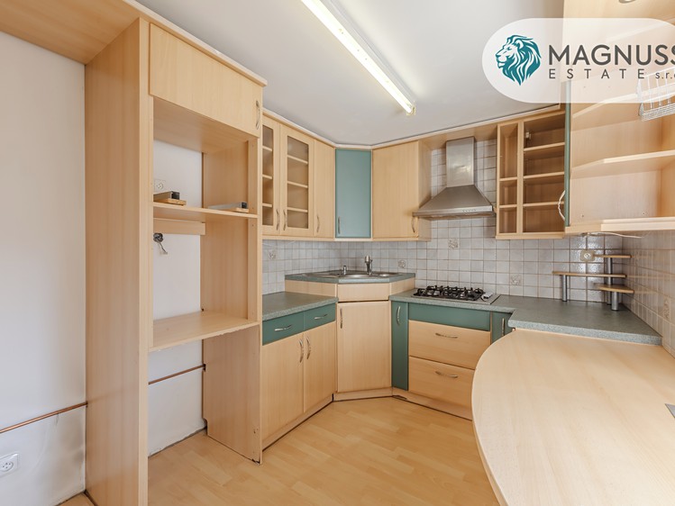 Prodej komerčního prostoru, 208 m² (7 z 24)