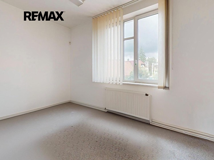 Комерційне приміщення в оренду, 186 м² (19 з 26)