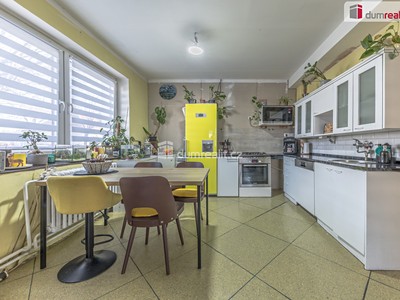 Prodej domu, 209 m² (3 z 23)