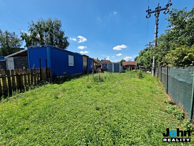 Pronájem  zahrady 130 m²