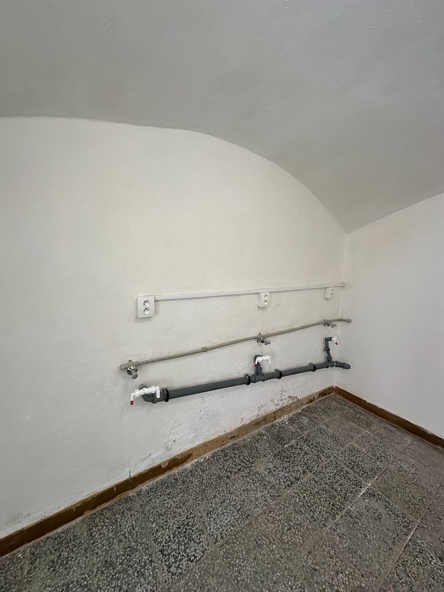 Pronájem kanceláře 16 m² – fotografie 3